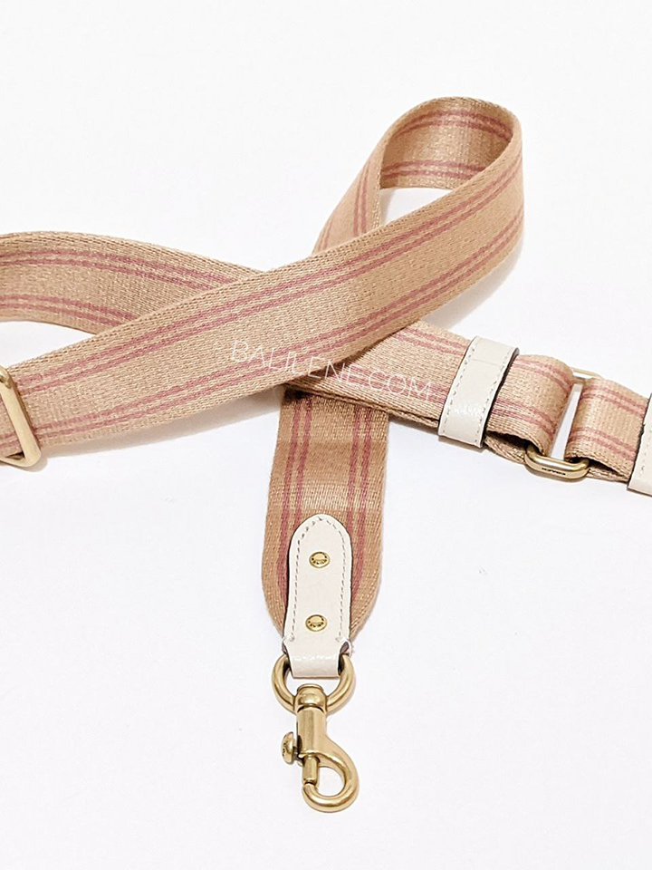    Coach-C4829-Field-Tote-22-In-Signature-Leather-New-Ivory-Balilene-detail-strap