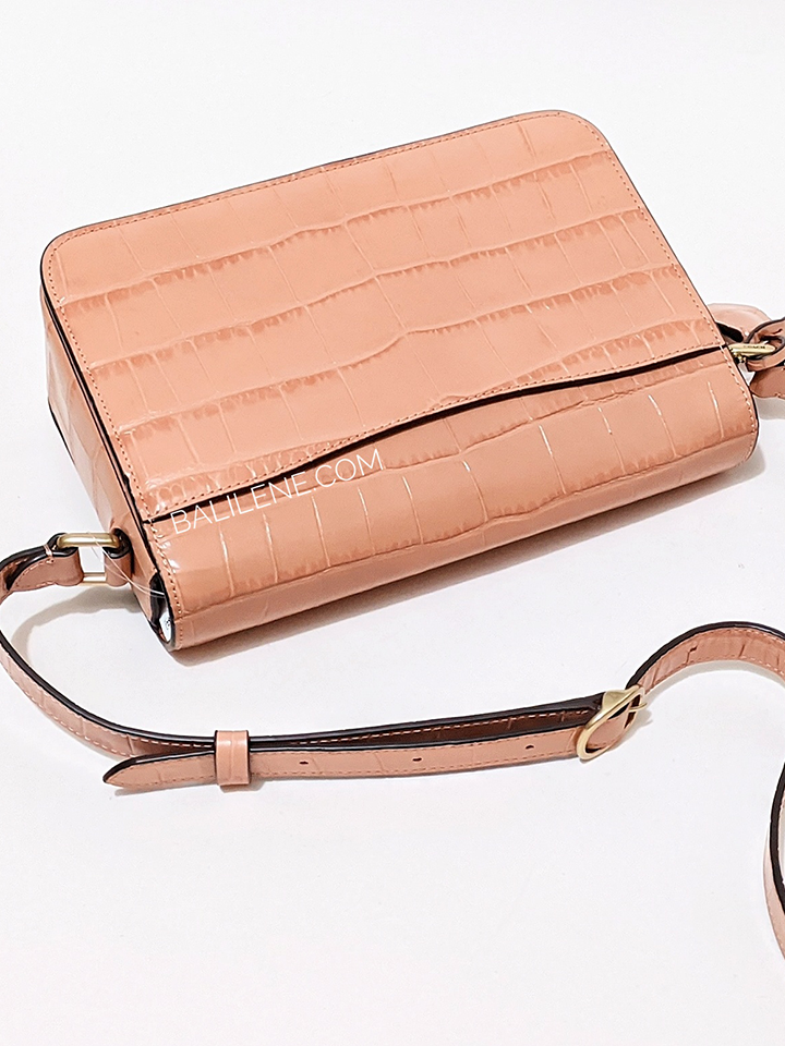 Coach coral 2025 crossbody bag