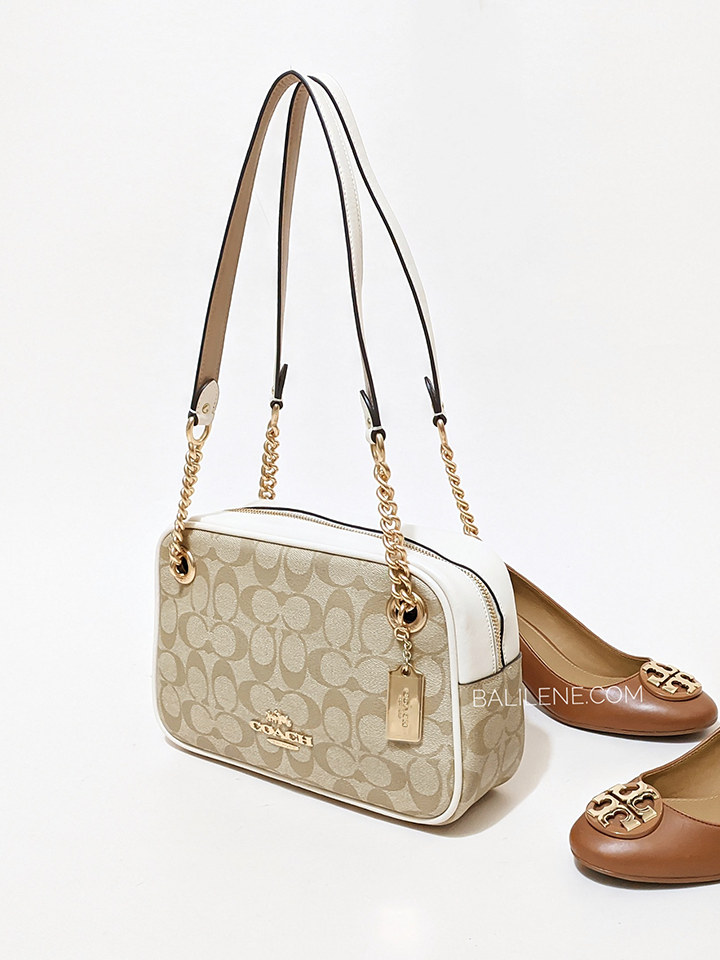       Coach-C8149-Cammie-Chain-Shoulder-Bag-In-Signature-Canvas-Light-Khaki-Chalk-Balilene-detail-depan