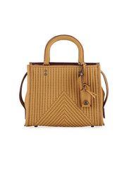 Coach-F22797-Rogue-25-Quilting-And-Rivets-Light-Saddle-gambar-depan