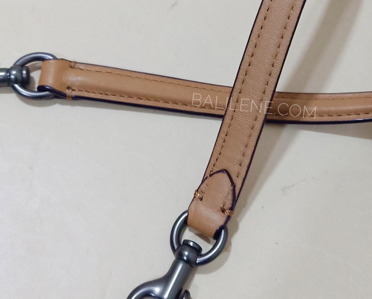    Coach-F22797-Rogue-25-Quilting-And-Rivets-Light-Saddle-longstrap