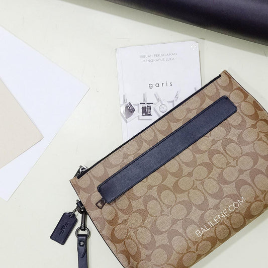 Coach F29508 Carryall Pouch In Signature Canvas Tan