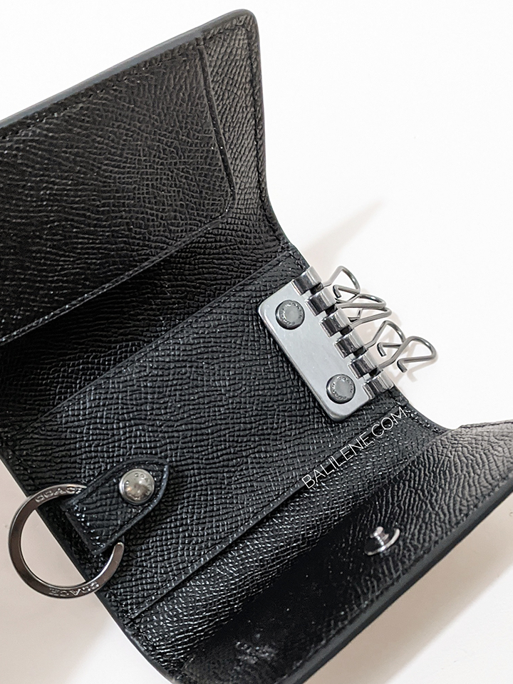 Coach-F73992-Five-Ring-Key-Case-Gunmetal-Black-Balilene-detail-dalam
