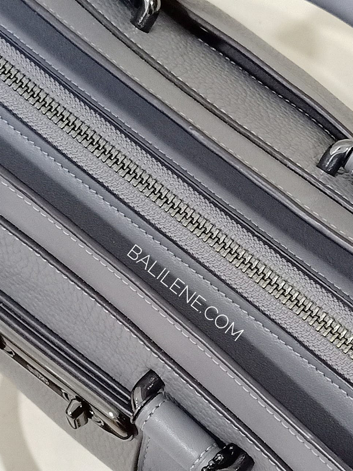    Coach-F87295-Swagger-27-Leather-Grey-Balilene-detail-resleting