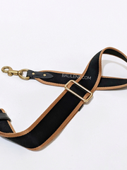 Coach-Field-Tote-30-With-Coach-Badge-Light-Saddle-Balilene-detail-strap