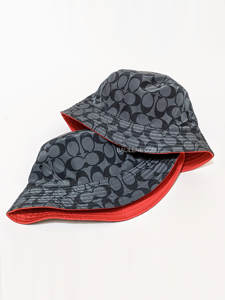Coach-Reversible-Nylon-Bucket-Hat-Mars-Red-Charcoal-Signature-Balilene-detail-dalam