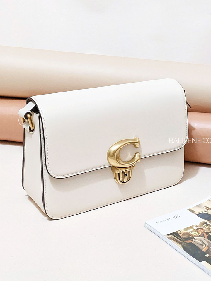 Coach-Studio-Shoulder-Bag-Chalk-Balilene-detail-depan