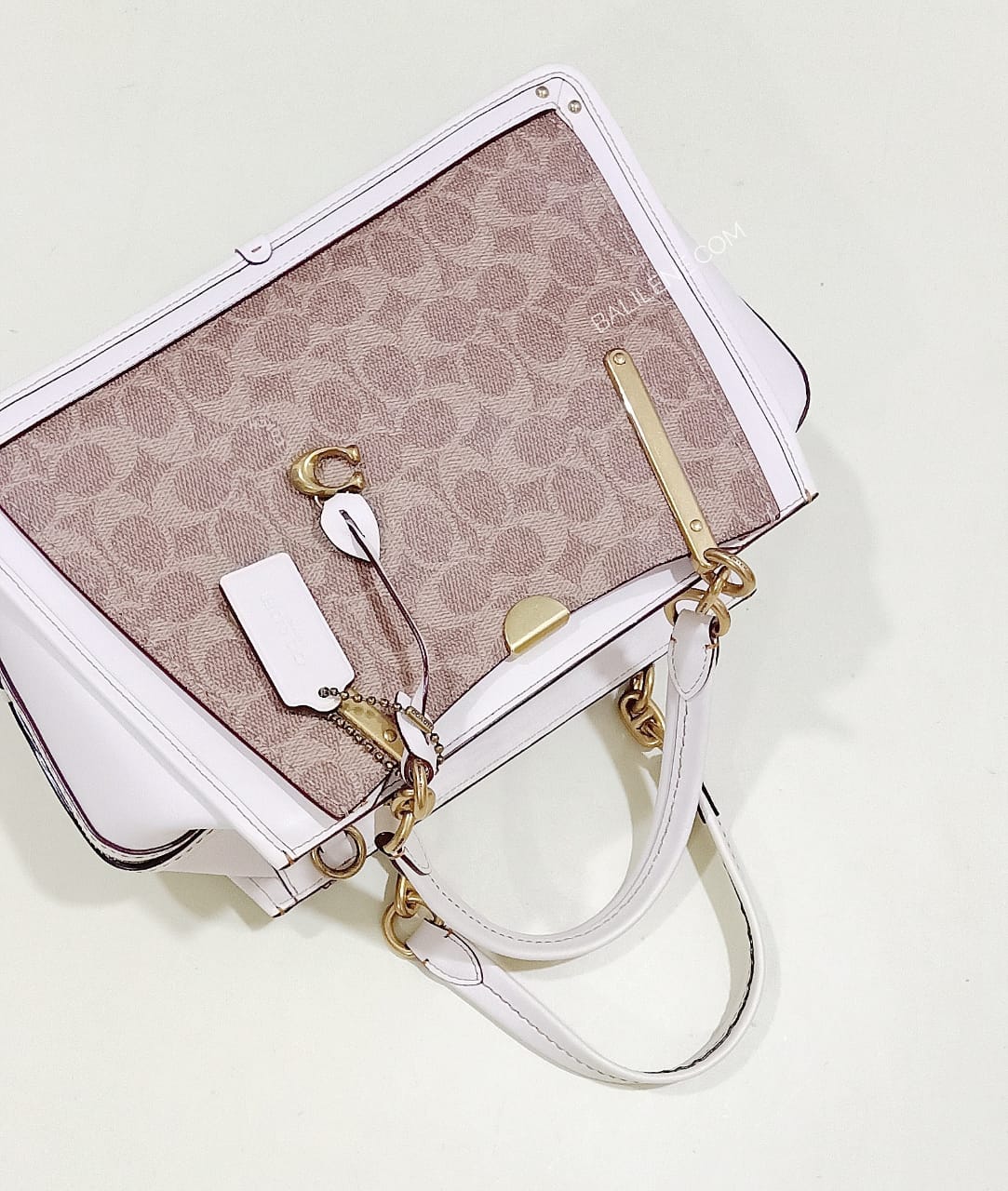 Coach 54160 Dreamer 27 In Signature Canvas Tan Chalk