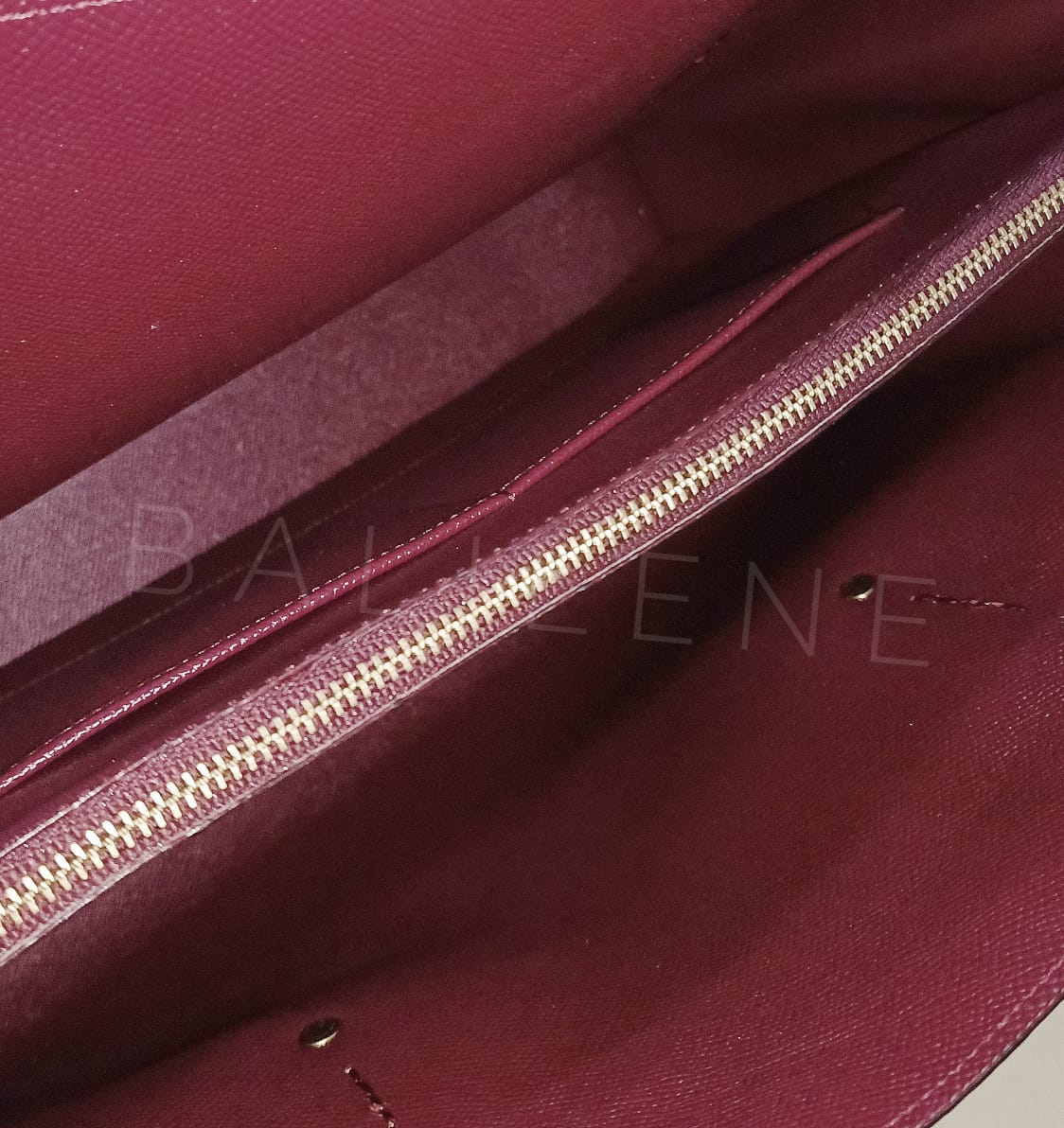Coach 54650  Signature Charlie Prairie Tan Rust Bow