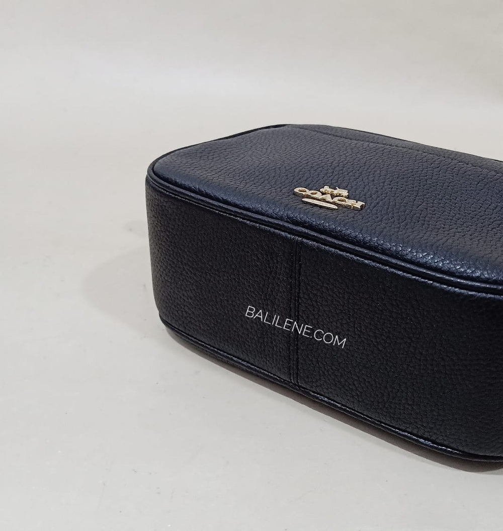 bagian-bawah-Coach-88210-Camera-Bag-Black