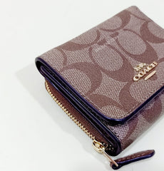 Coach F41302 Sig Smal Trifold Wallet Khaki Saddle