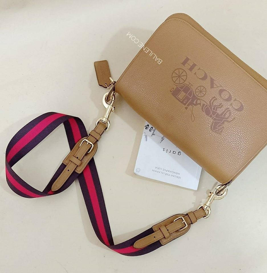 Coach F72703 Jess Messenger Light Saddle