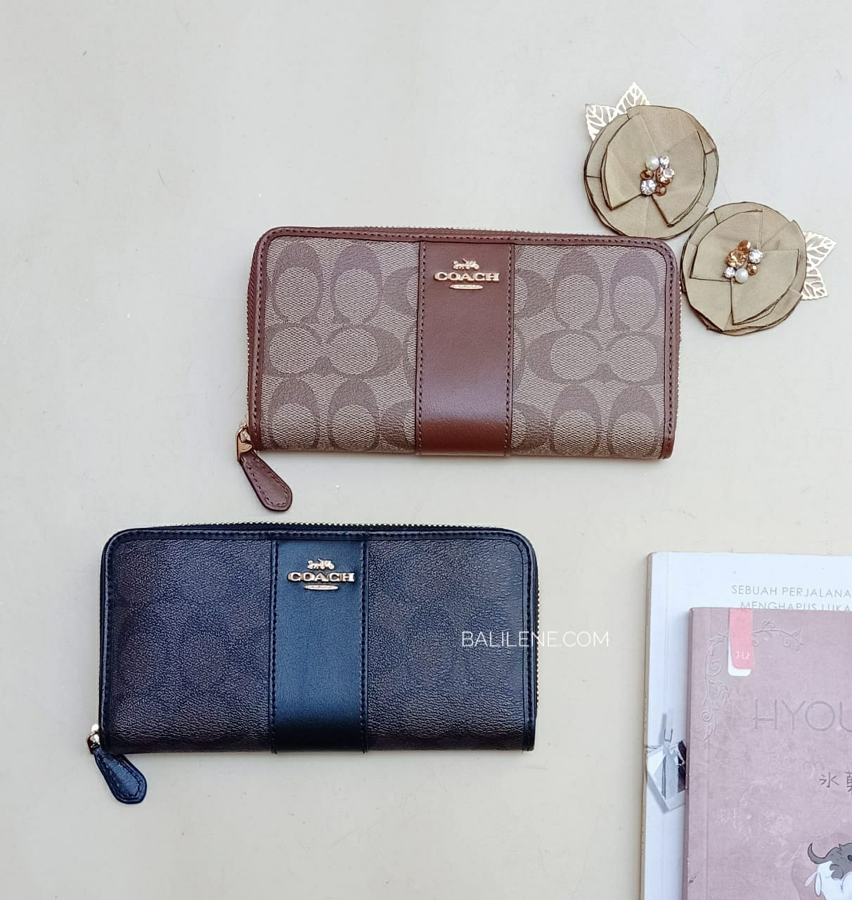 Coach F54630 Signature Leather Acc Zip Brown Black