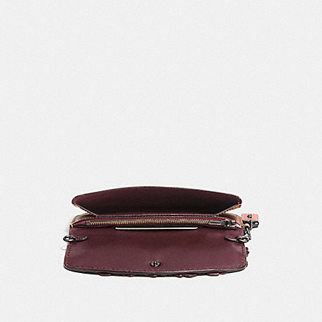 Coach F58181 Clutch In Glovetanned Leather With Small Tea Rose Melon