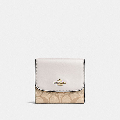 Coach F87589 Signature Pvc Small Wallet Light Khaki Chalk