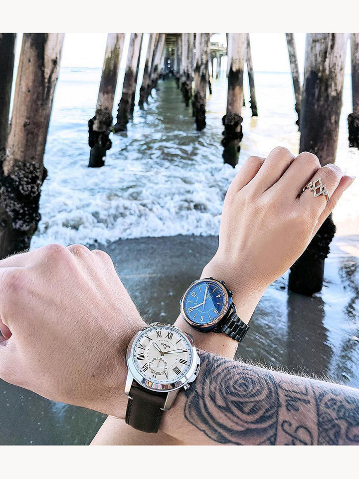 Fossil FTW1203 Hybrid Smartwatch Accomplice Navy Blue Stainless Steel Watch