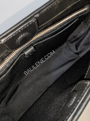 Kate-Spade-Flower-Jacquard-Metallic-Penny-Small-Hobo-Black-Multi-Balilene-detail-dalam