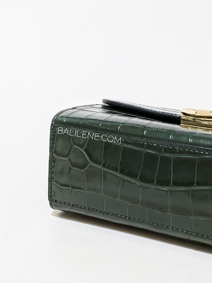    Kate-Spade-K4410-Lovitt-Croc-Embossed-Small-Top-Handle-Bag-Deep-Evergreen-Balilene-detail-bawah