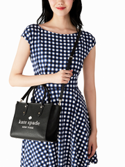 Kate-Spade-K4689-Ella-Small-Tote-Pebbled-Leather-Black-Balilene-onmodel