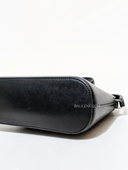 Kate-Spade-Kali-Small-Dome-Crossbody-Bag-Black-Balilene-detail-bawah