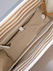 Kate-Spade-Market-Striped-Medium-Tote-Parchment-Multi-Balilene-detail-dalam