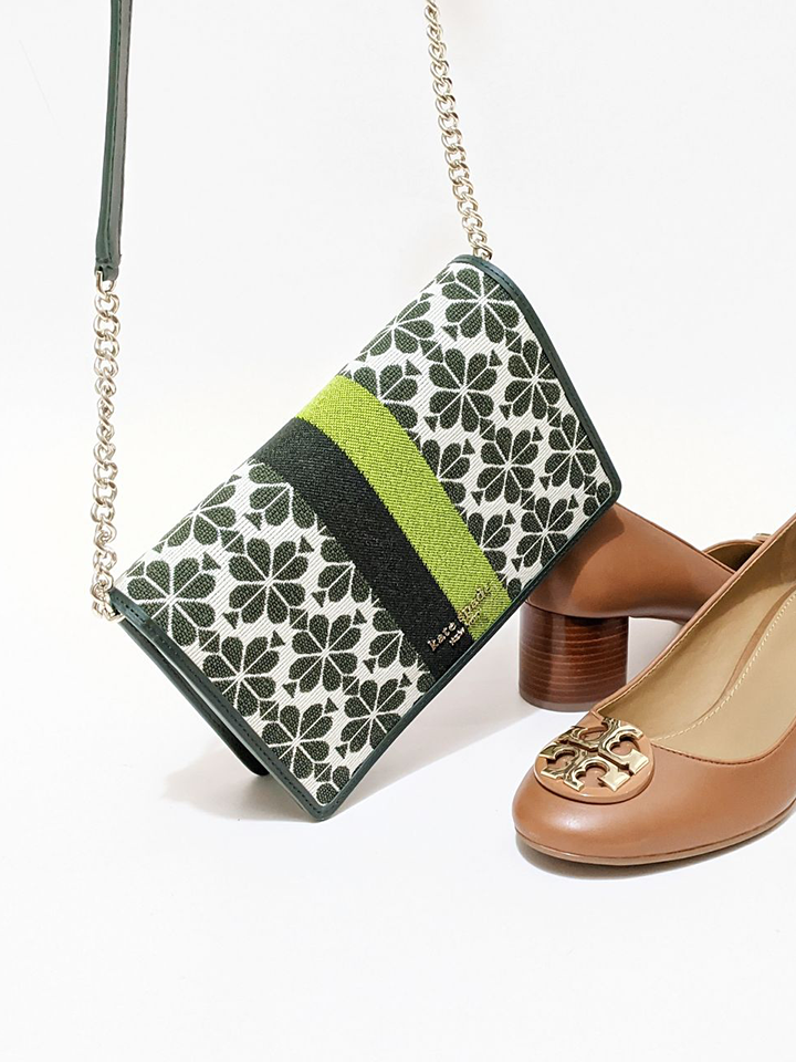 Kate-Spade-PWR00447-Flower-Jacquard-Stripe-Chain-Wallet-Green-Multi-Balilene-detail