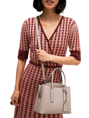    Kate-Spade-PXRUA161-Margaux-Medium-Satchel-Truetaupe-Balilene-onmodel