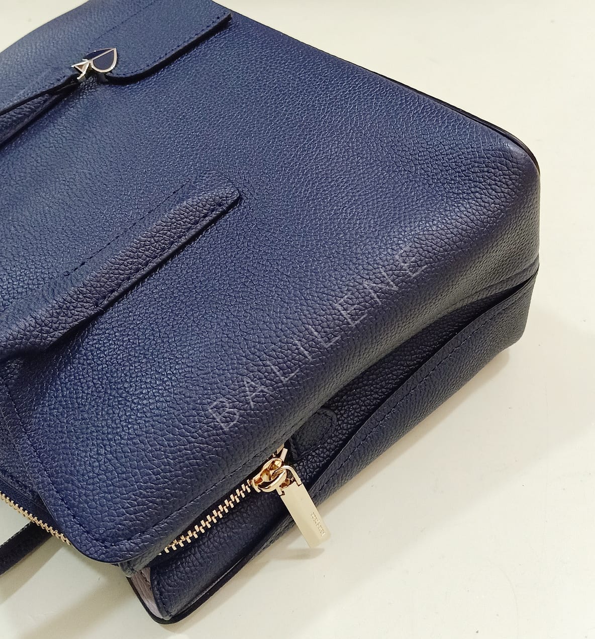 Kate-Spade-Pxrua161-Margaux-Medium-Satchel-Blazerblue-samping_2