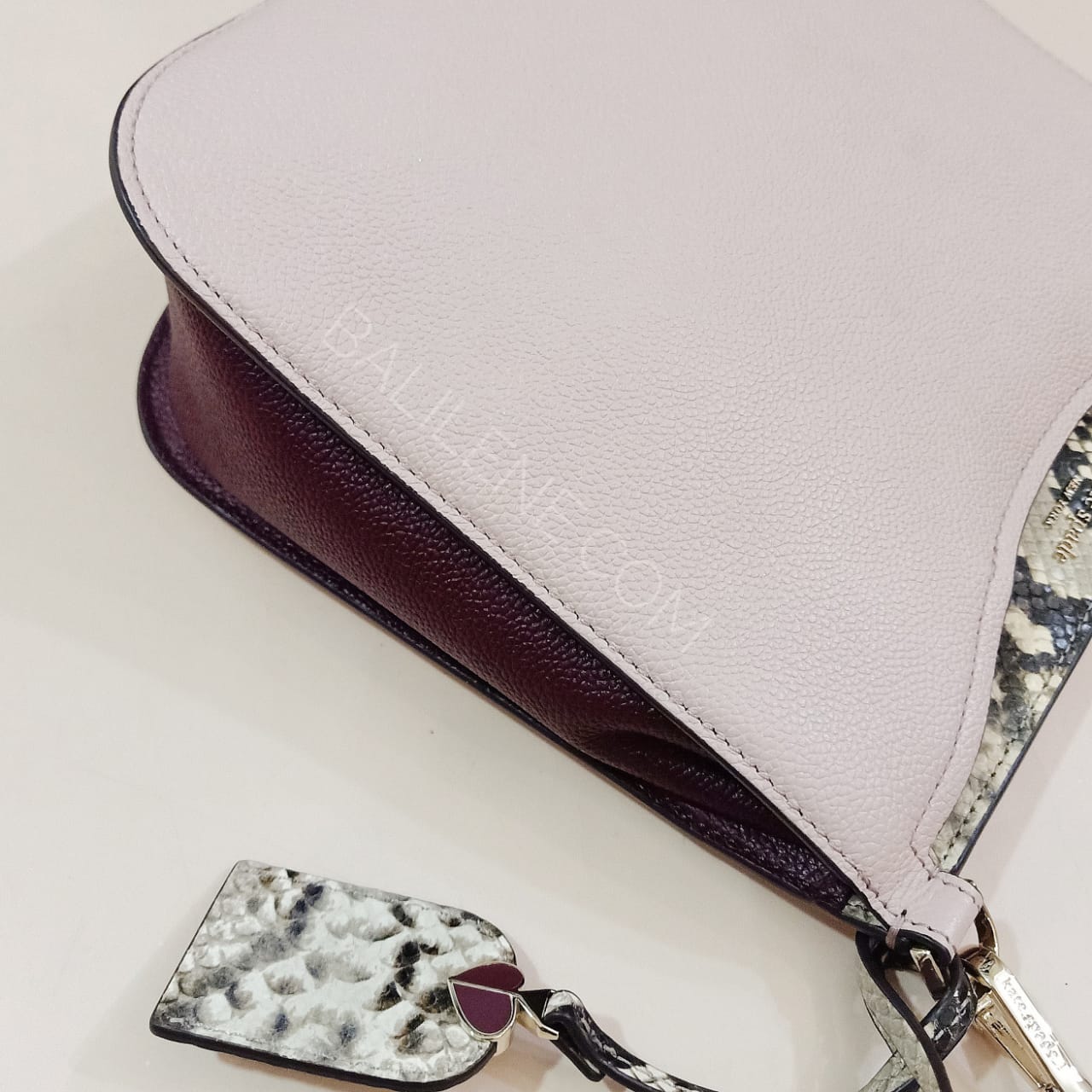 Kate Spade Pxrua345 Margaux Crossbody Large Embbos Snake Pale Vellum