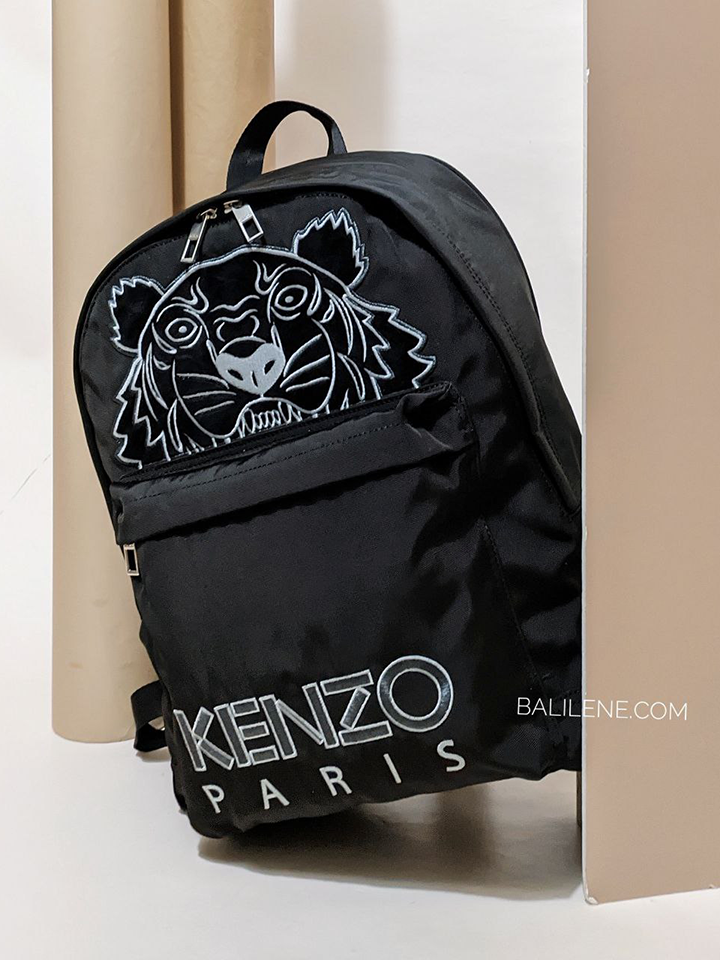 on-produk-Kenzo-Festive-Tiger-Backpack-Black