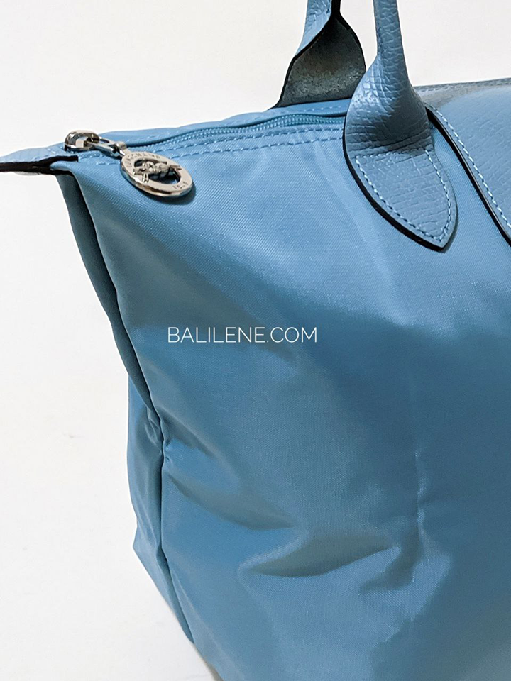 Longchamp-Le-Pliage-Club-Small-Shoulder-Bag-Norway-Balilene-detail-samping
