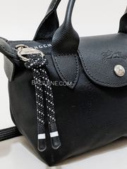 Longchamp-Le-Pliage-Energy-Extra-Small-Top-Handle-Bag-Black-Balilene-detail-samping