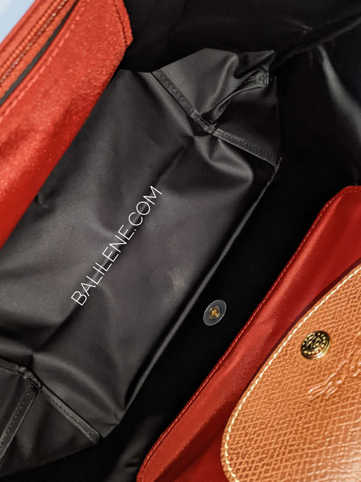 Longchamp-Le-Pliage-Original-Recycled-Fabric-Tote-Bag-Medium-Red-Balilene-detail-dalam