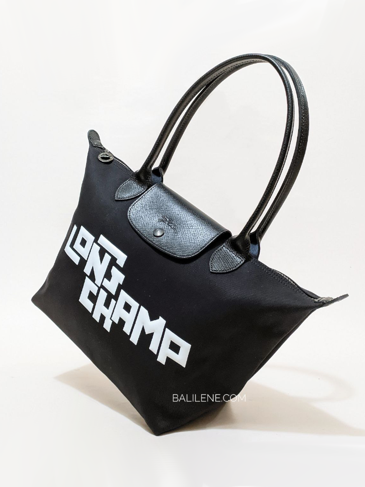 Longchamp-Le-Pliage-Stamp-Shoulder-Bag-Small-Black-White-Balilene-detail-depan