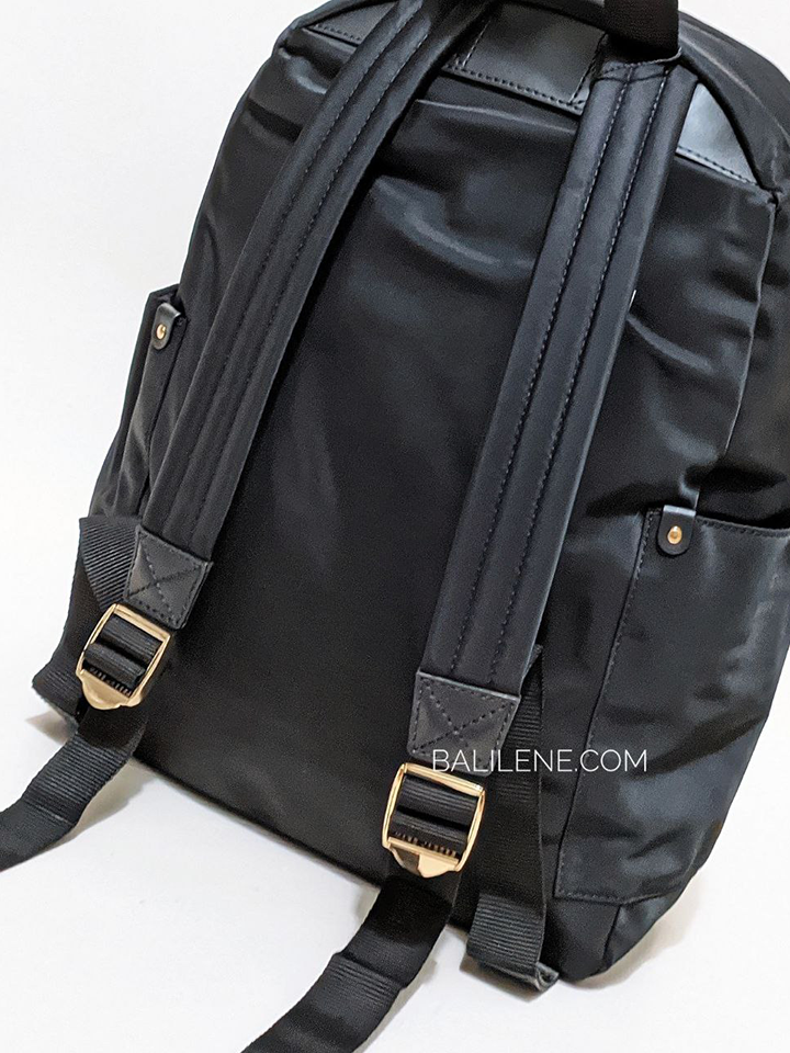 Marc-Jacobs-Preppy-Nylon-Backpack-Bag-Black-Balilene-detail-belakang