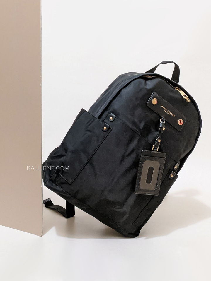 Marc-Jacobs-Preppy-Nylon-Backpack-Bag-Black-Balilene-detail-depan