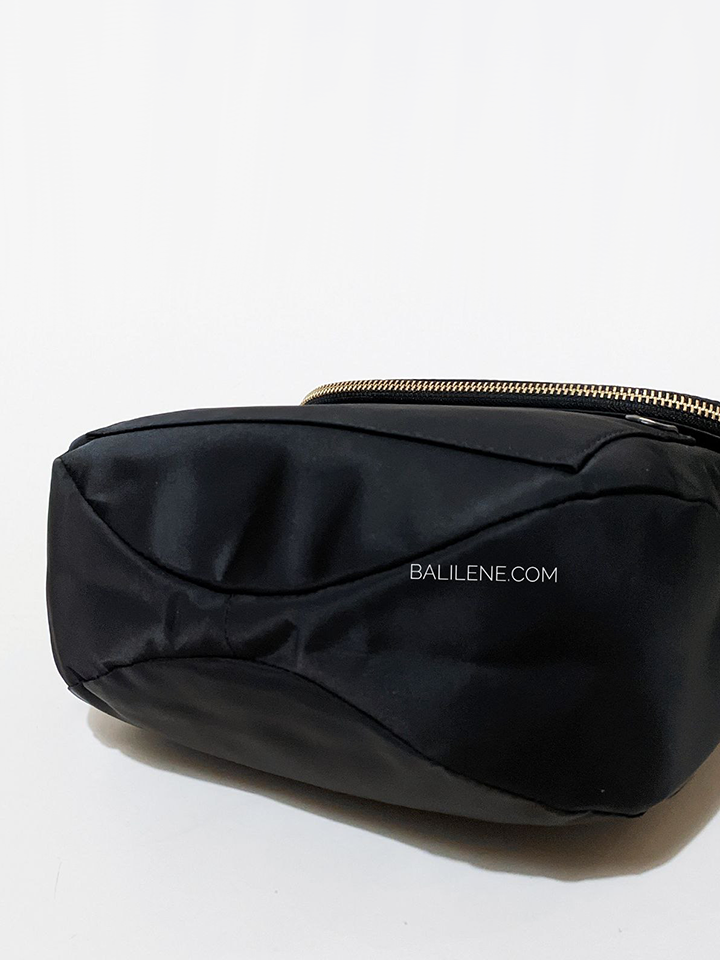 Marc-Jacobs-Preppy-Nylon-Natasha-Mini-Crossbody-Bag-Black-Balilene-detail-bawah