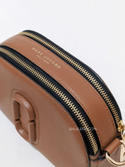 Marc Jacobs The Shutter Crossbody Bag Argan Oil