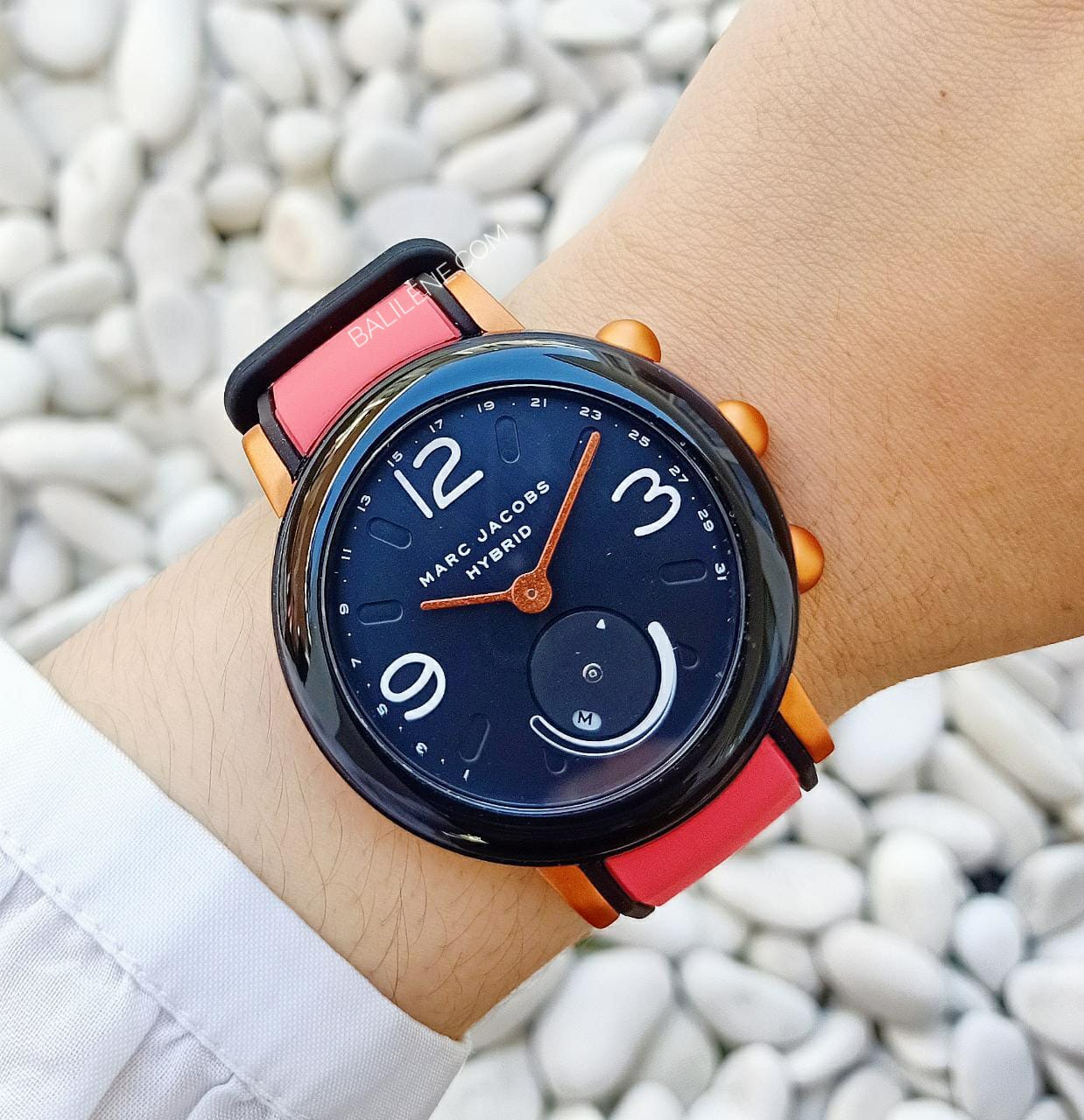Marc Jacobs Mjt1008 Riley Hybrid Smartwatch Red Black