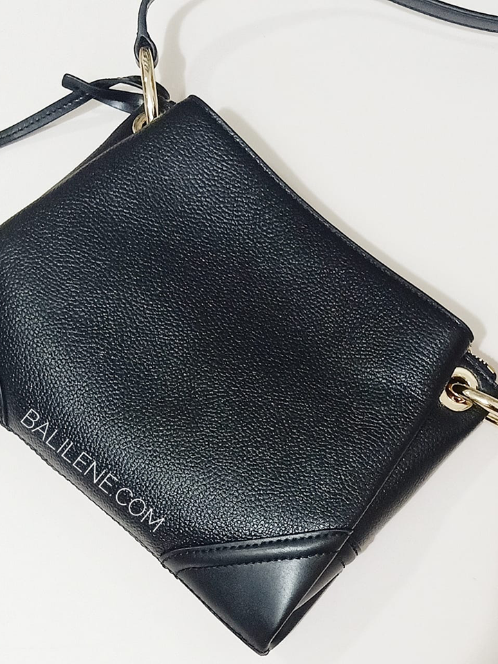 Michael Kors 35H9GNIC9L Nicole Triple Compartment Crossbody Michael Kors 35H9GNIC9L Nicole Triple Compartment Crossbody