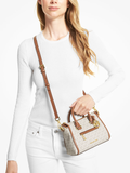 Michael-Kors-Carine-Extra-Small-Logo-Satchel-Vanilla-Balilene-onmodel