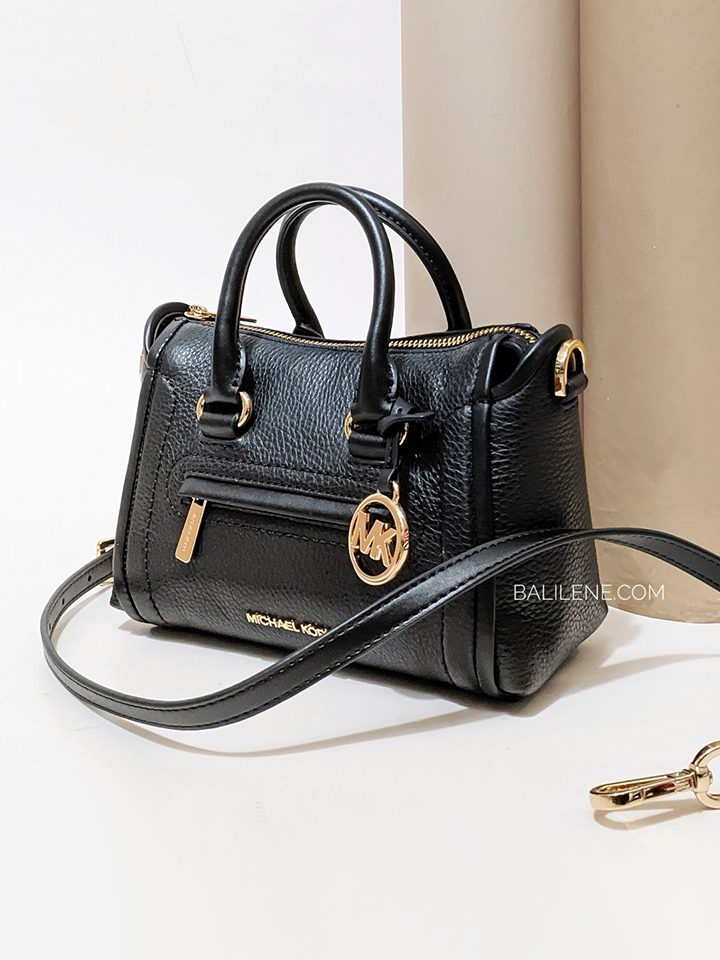 Michael-Kors-Carine-Extra-Small-Pebbled-Leather-Satchel-Black-Balilene-detail-depan