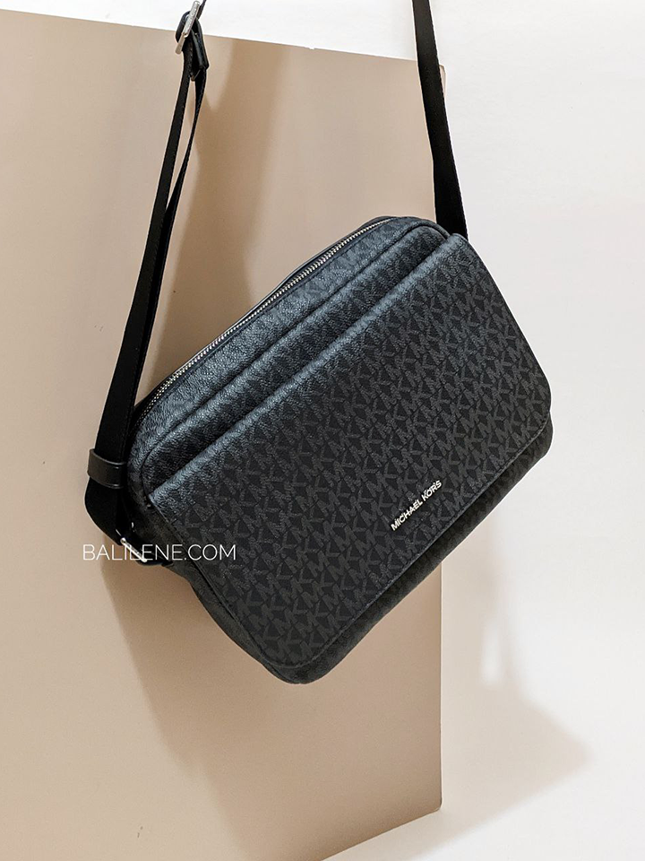 Michael Kors Cooper Logo Camera Bag Black