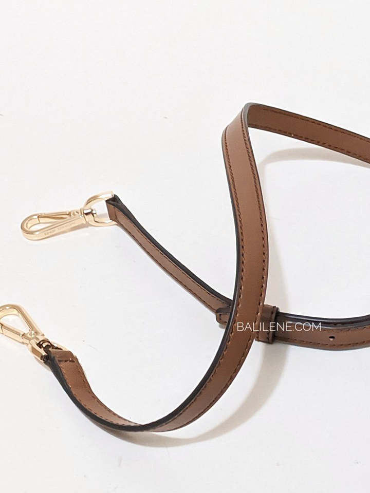 Michael-Kors-Cora-Mini-Zip-Pouchette-Brown-Balilene-detail-strap
