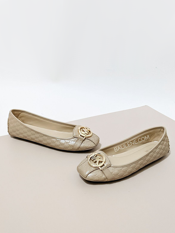 Michael Kors Fulton Logo Embossed Faux Leather Moccasin Camel – Balilene