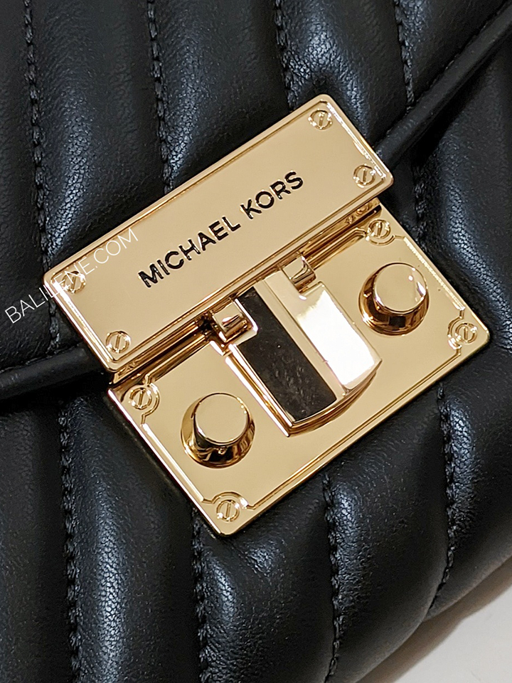 Michael-Kors-Rose-Medium-Elongated-Clutch-Black-Balilene-detail-logo