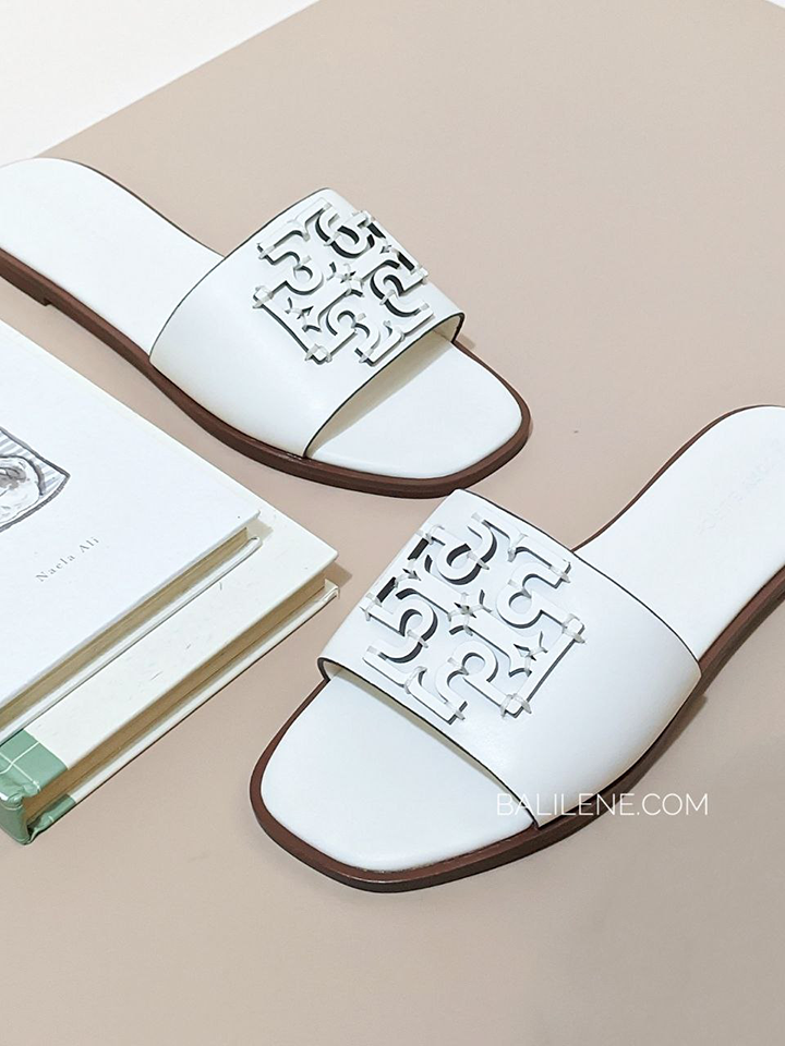 Tor-Burch-Ines-Slide-Textured-Calf-Leather-New-Ivory-Balilene-detail-logo