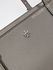 Tory-Burch-136091-Emerson-Small-Tote-Gray-Heron-Balilene-detail-logo