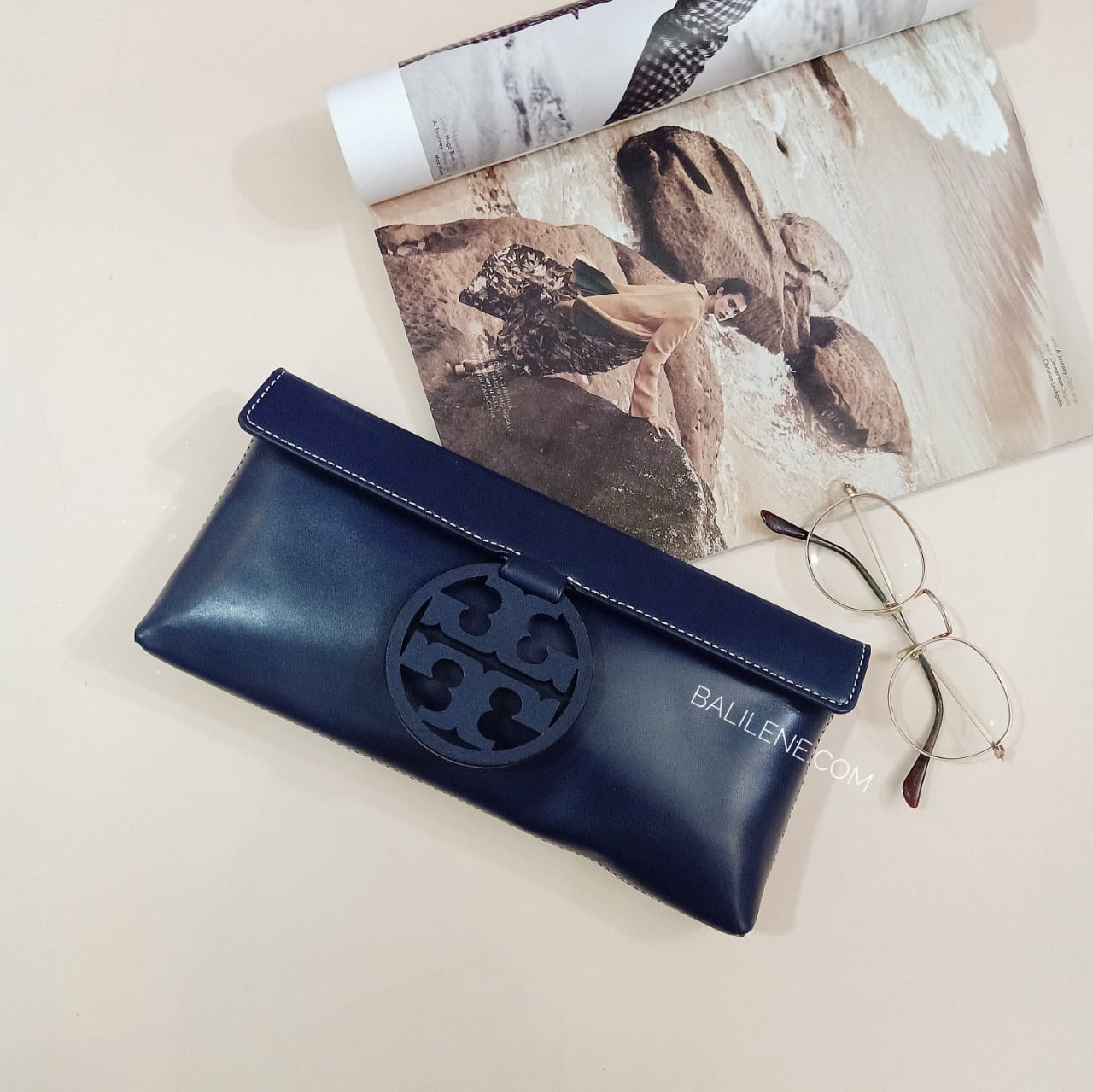 Tory Burch 46988 Miller Clutch Royal Navy