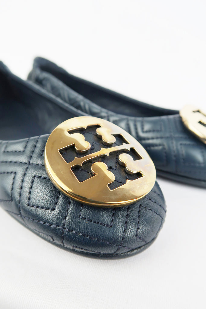 Tory Burch 50736 Quilted Minnie Ink Navy Size 6